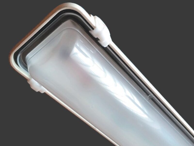 8ltm w fixture latches